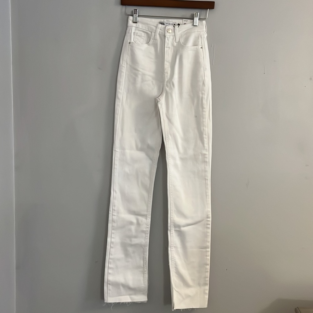 ZARA white jeans NWT